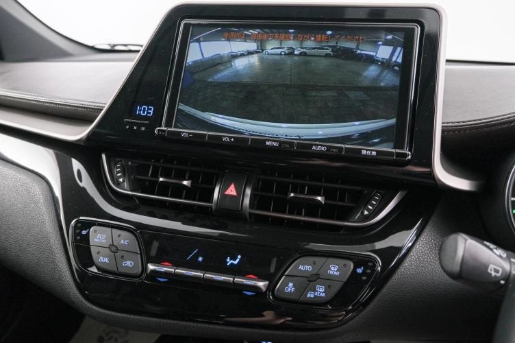 Toyota C-HR 15 из 22