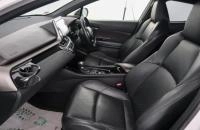 Toyota C-HR 13 из 22