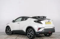 Toyota C-HR 4 из 22