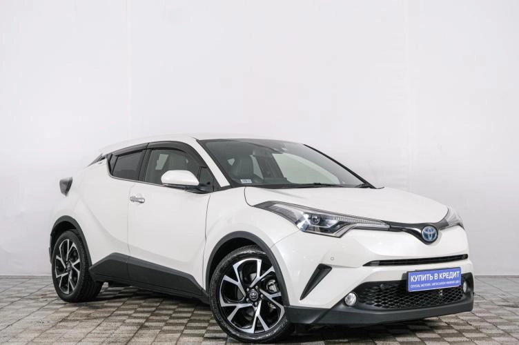 Toyota C-HR 1 из 6