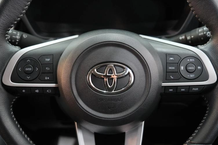 Toyota Raize 12 из 24