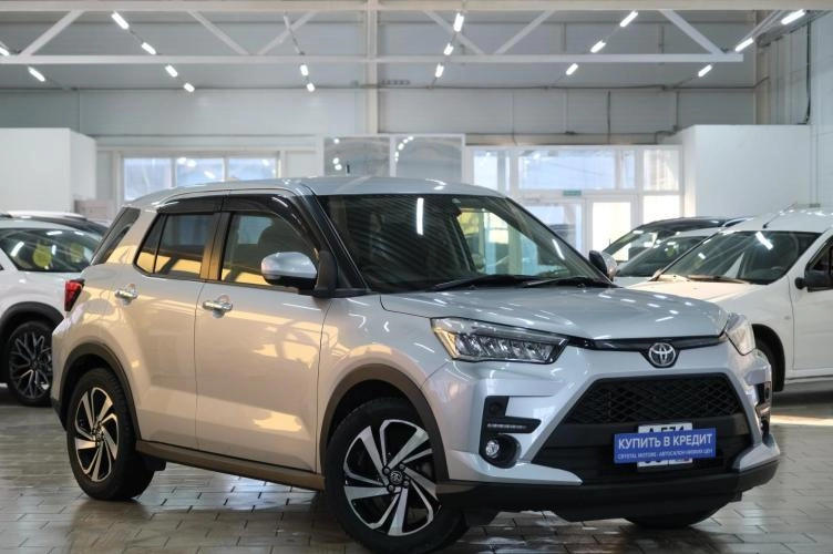 Toyota Raize 1 из 6