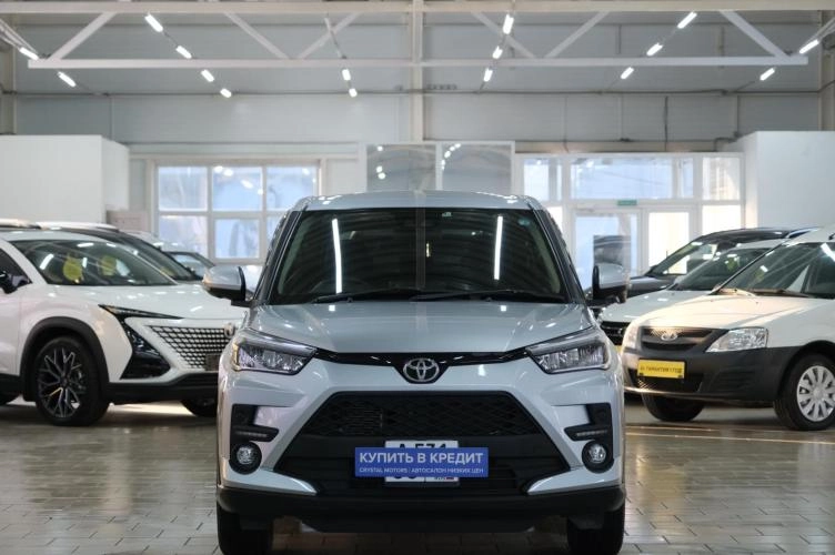 Toyota Raize 2 из 6