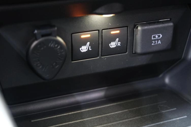 Toyota Raize 16 из 24