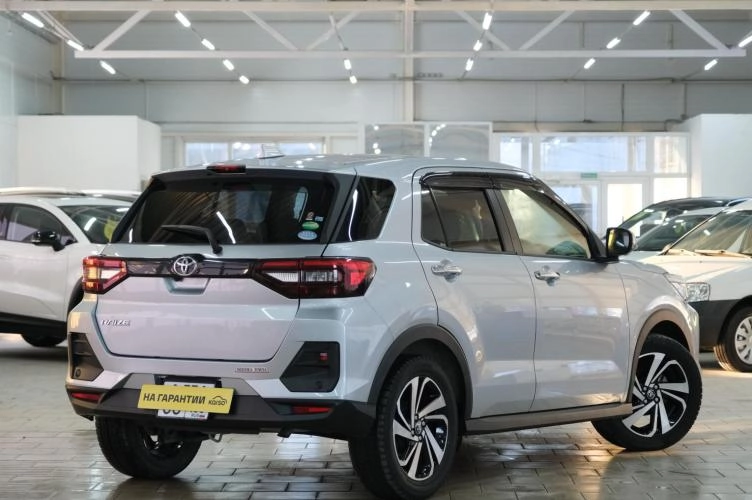 Toyota Raize 6 из 6