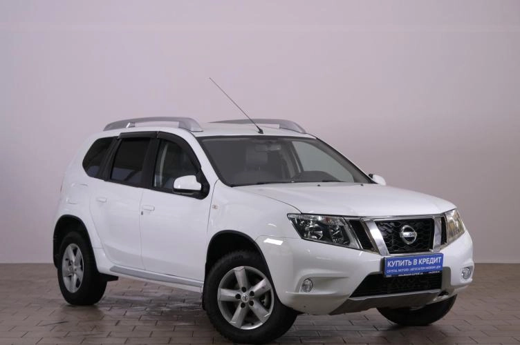Nissan Terrano 1 из 5