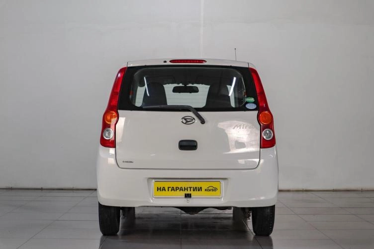 Daihatsu Mira 5 из 6