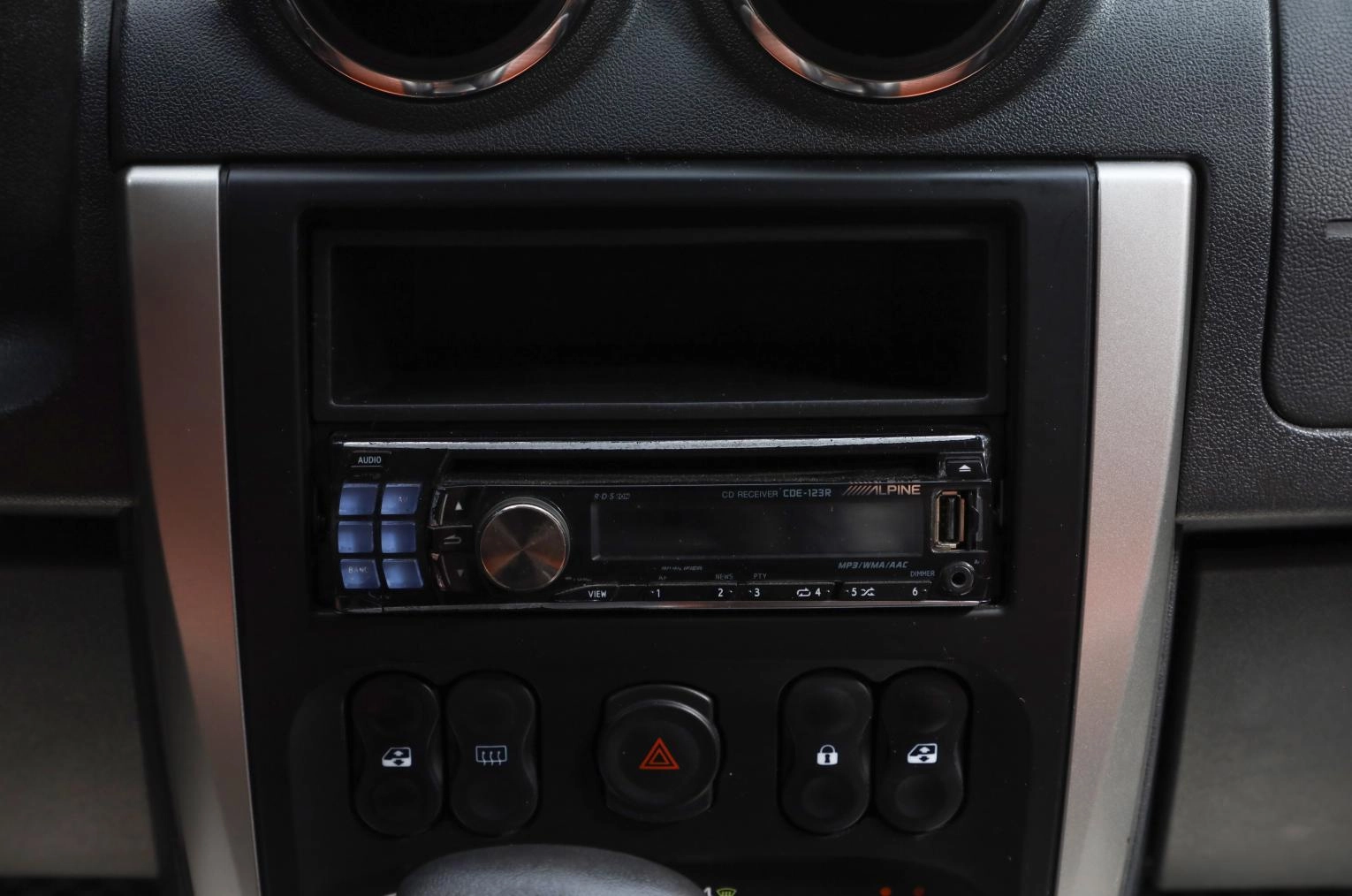 Nissan Almera 12 из 15