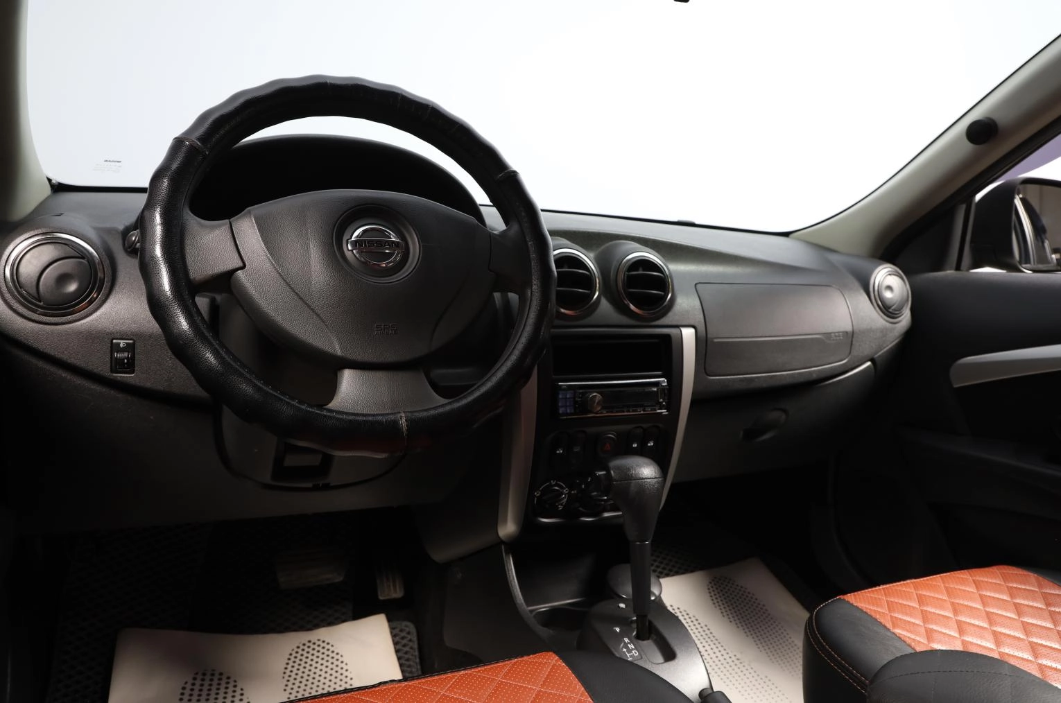 Nissan Almera 8 из 15