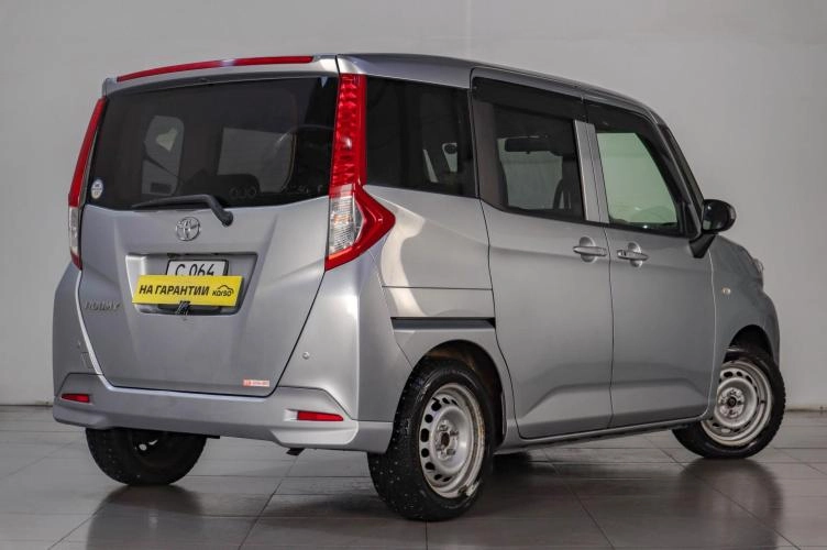 Toyota Roomy 4 из 6