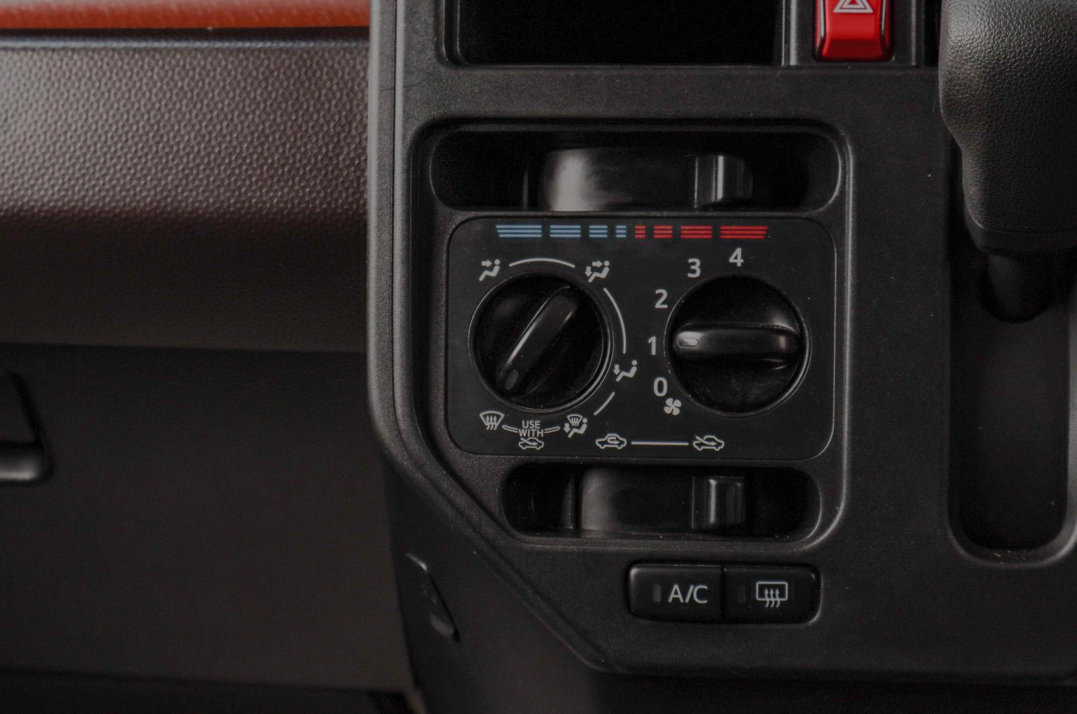 Toyota Roomy 14 из 18