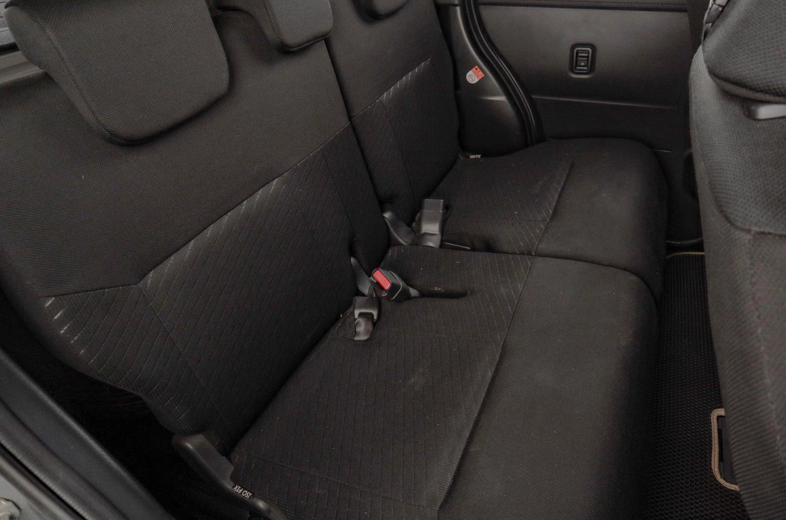 Toyota Roomy 17 из 18