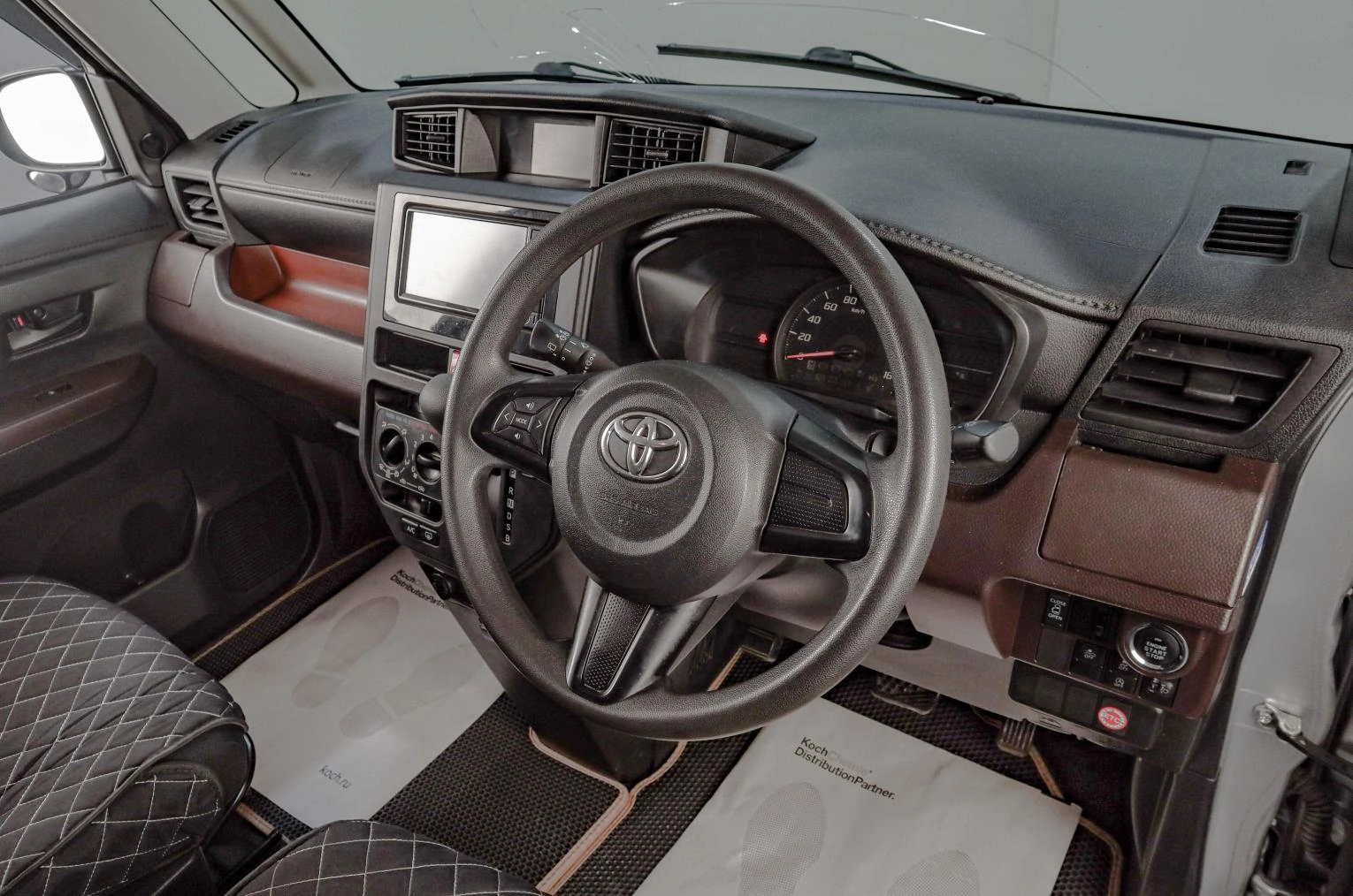 Toyota Roomy 10 из 18