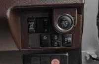 Toyota Roomy 13 из 18