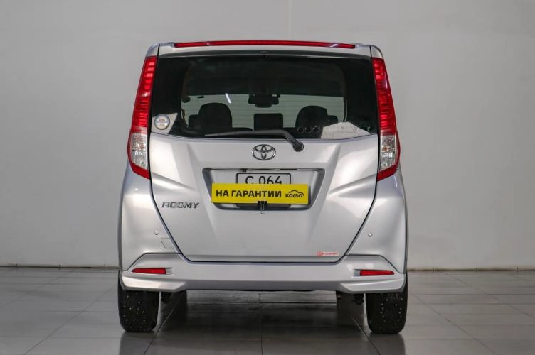 Toyota Roomy 5 из 6