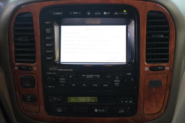 Lexus LX 16 из 25