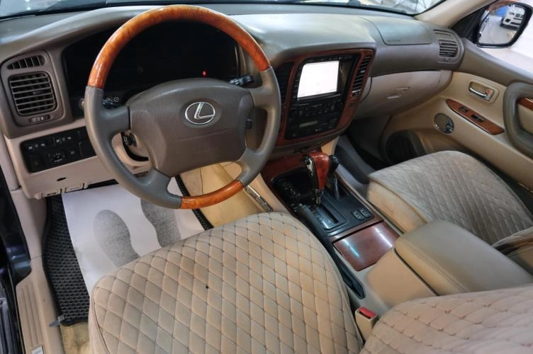 Lexus LX 12 из 25