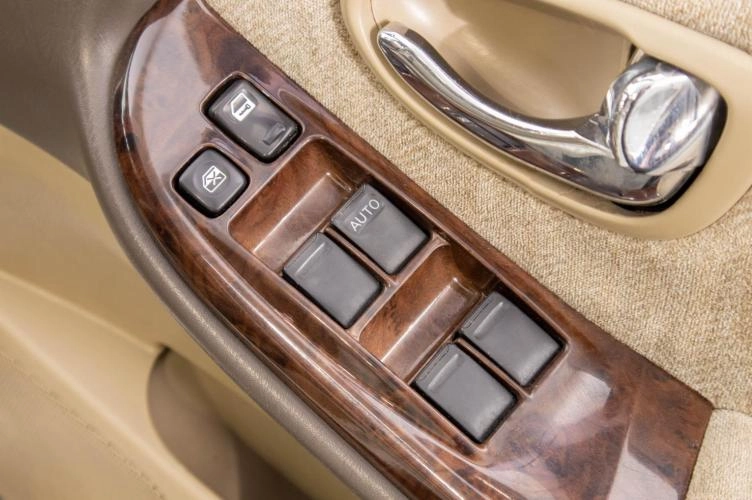 Nissan Cefiro 12 из 25