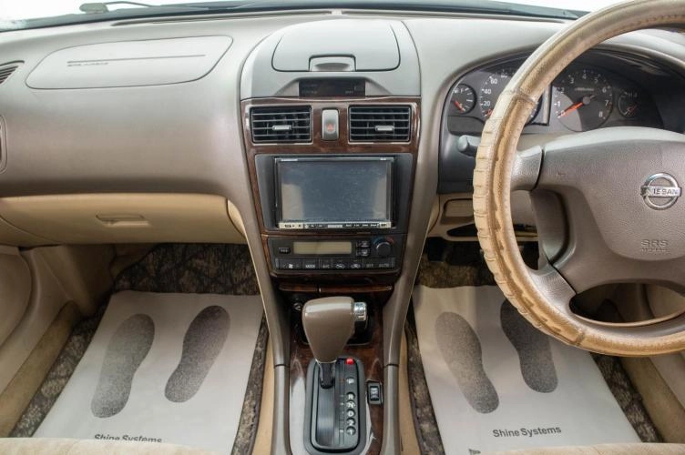 Nissan Cefiro 16 из 25