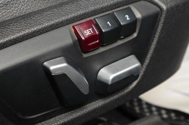 BMW 3 серия 19 из 21