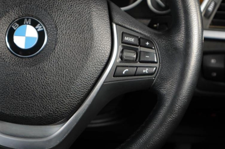 BMW 3 серия 16 из 21