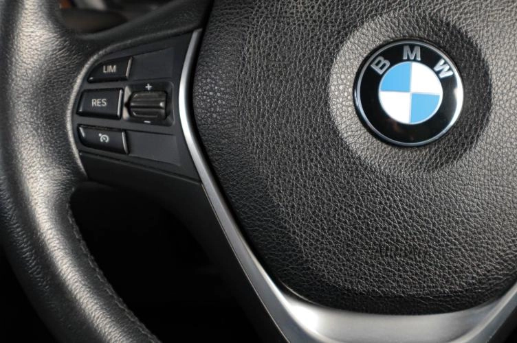 BMW 3 серия 15 из 21