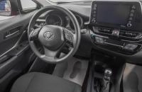 Toyota C-HR 17 из 26
