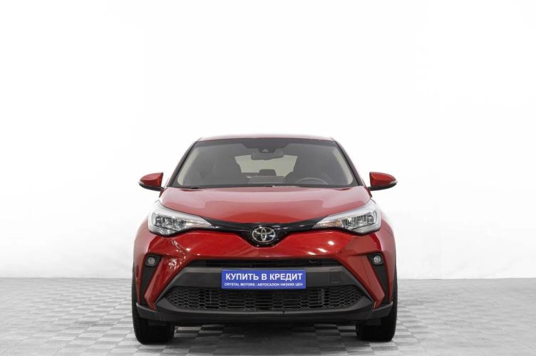 Toyota C-HR 2 из 6