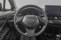 Toyota C-HR 14 из 26