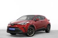 Toyota C-HR 3 из 26