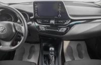 Toyota C-HR 18 из 26