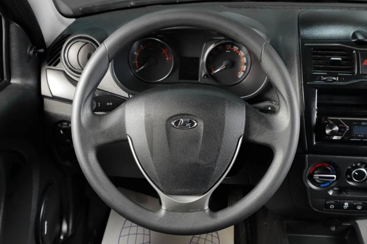 ВАЗ (LADA) Granta 14 из 16