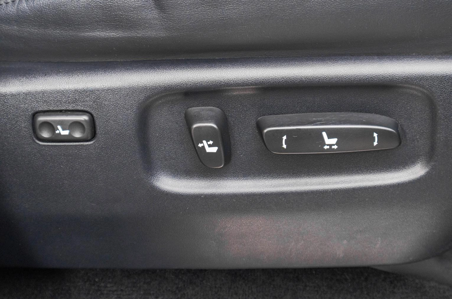 Lexus LX 31 из 41