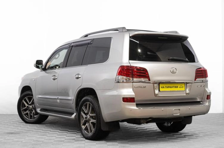 Lexus LX 6 из 41