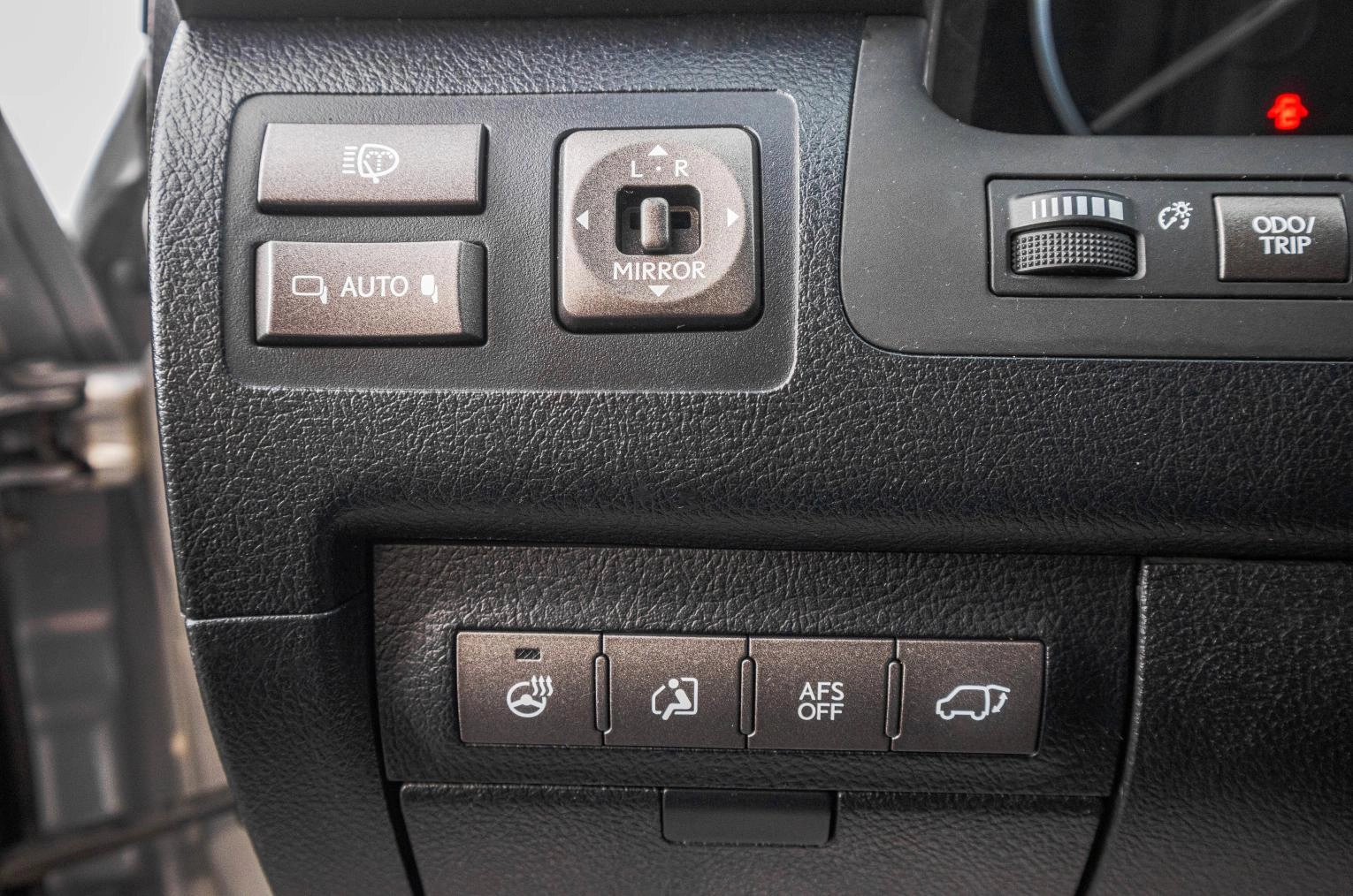 Lexus LX 15 из 41