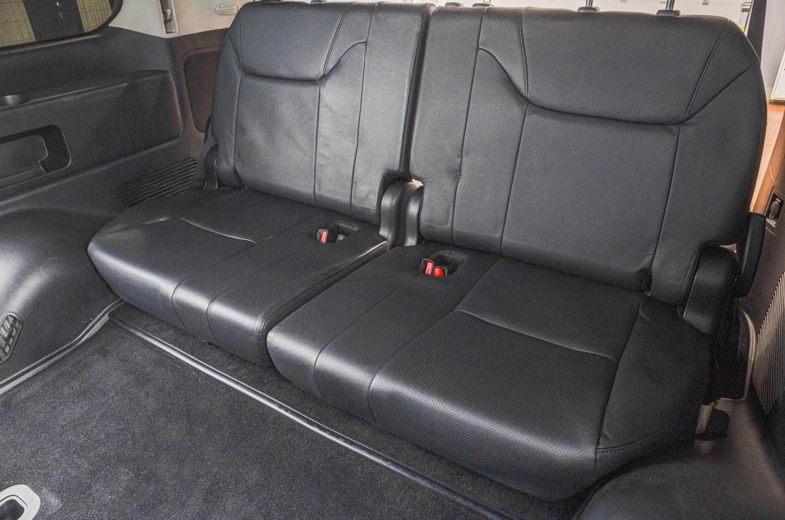 Lexus LX 37 из 41