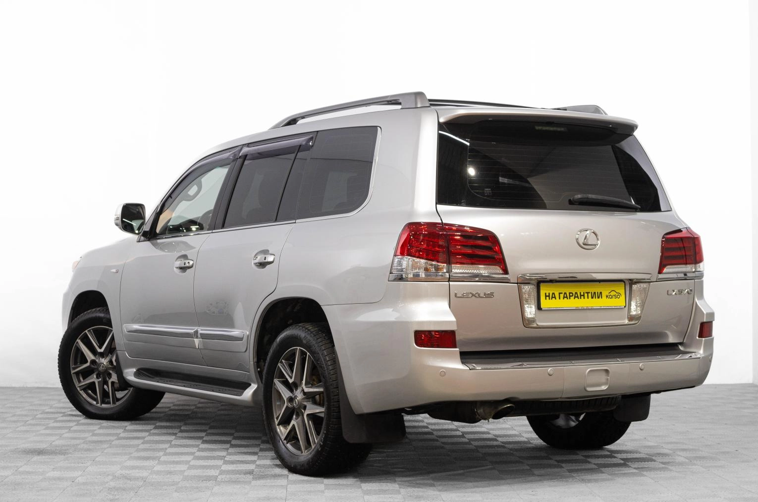 Lexus LX 6 из 41