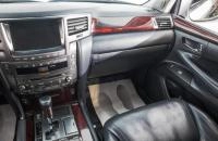 Lexus LX 30 из 41