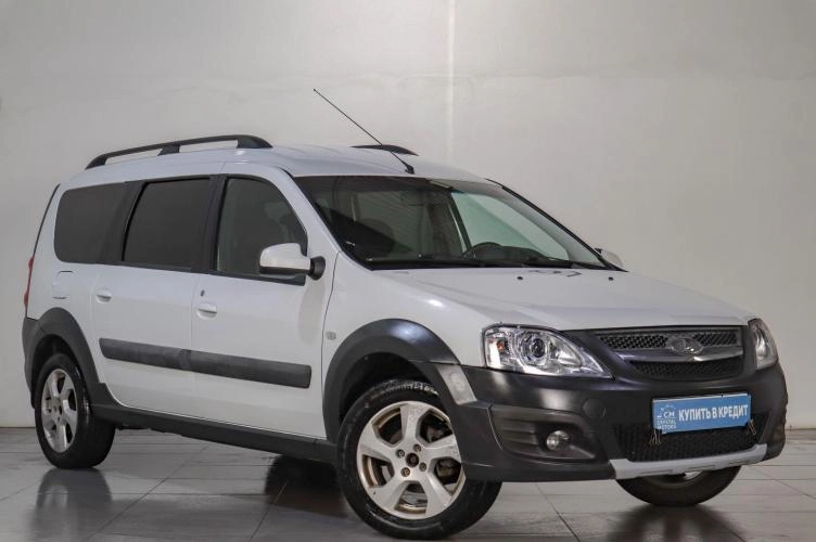 ВАЗ (LADA) Largus Cross 1 из 6