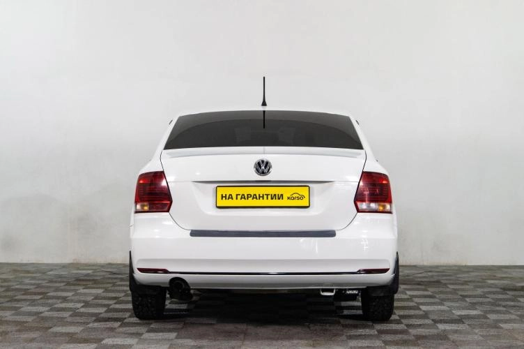 Volkswagen Polo 5 из 6