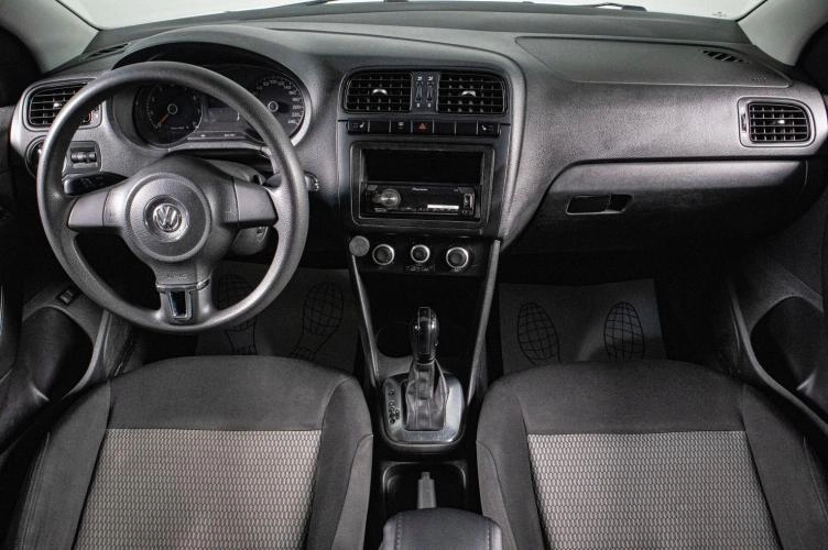 Volkswagen Polo 12 из 16
