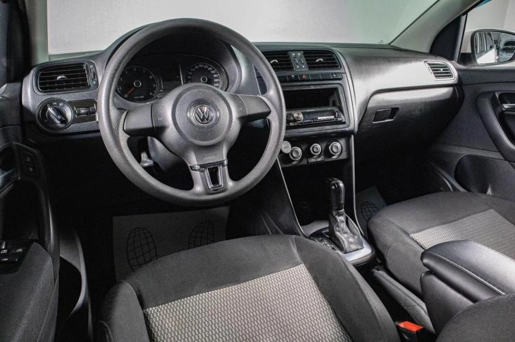Volkswagen Polo 11 из 16