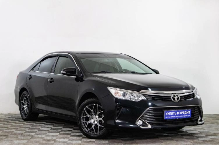 Toyota Camry 1 из 5