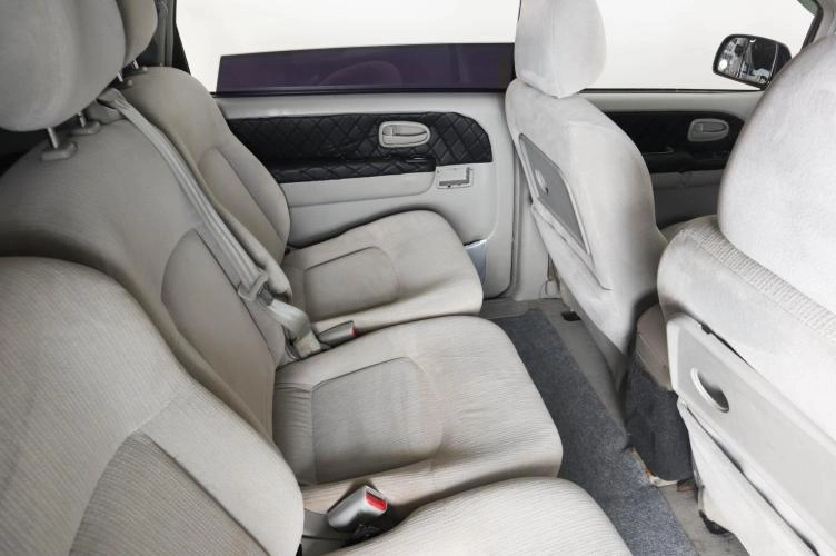 Hyundai Trajet 9 из 18