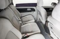 Hyundai Trajet 9 из 18