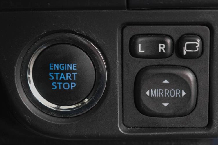 Toyota Corolla Fielder 18 из 20