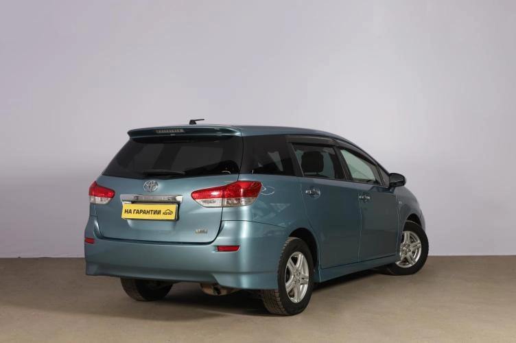 Toyota Wish 6 из 6
