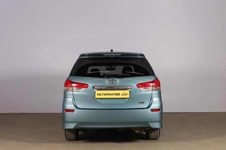 Toyota Wish 5 из 6