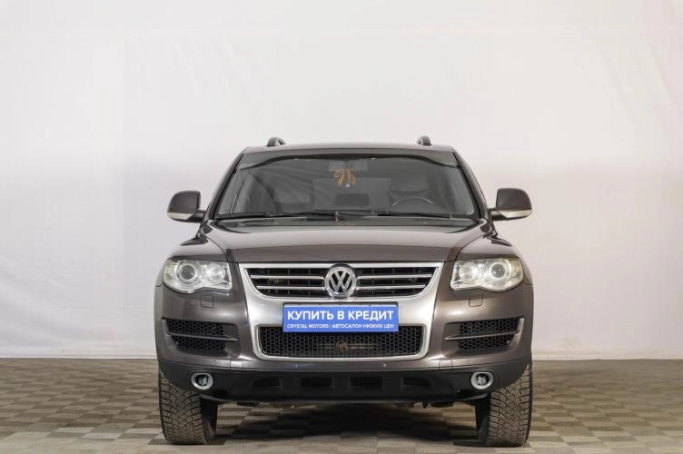 Volkswagen Touareg 2 из 6