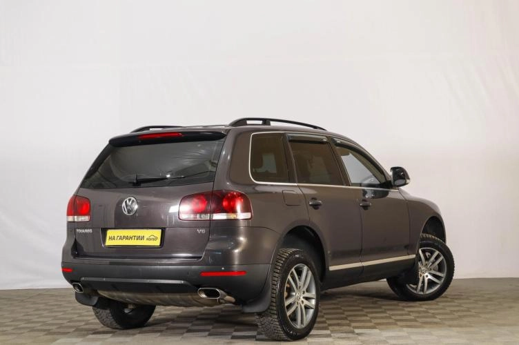 Volkswagen Touareg 6 из 6